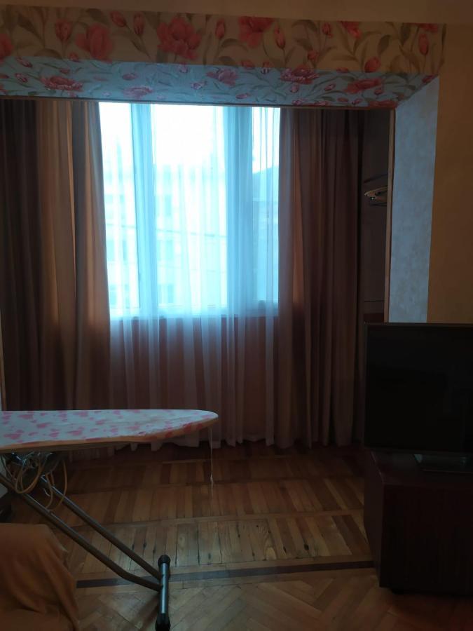 Apartament Квартира В Гаграх Zewnętrze zdjęcie