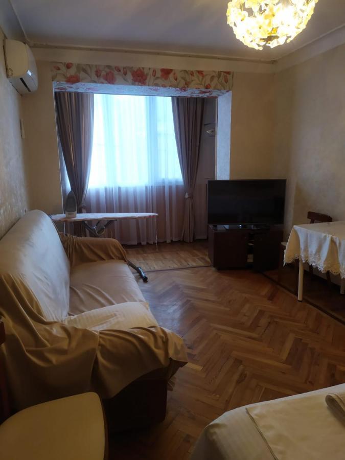 Apartament Квартира В Гаграх Zewnętrze zdjęcie